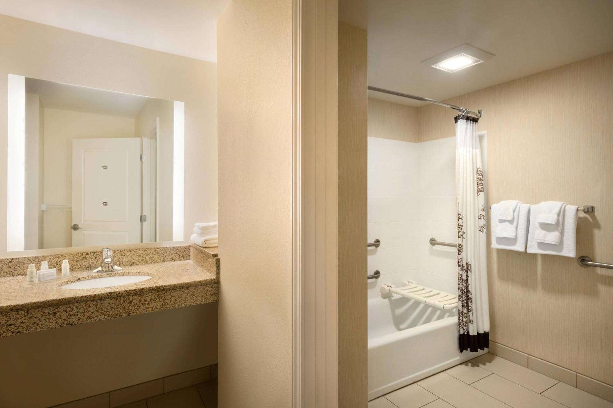 Residence Inn By Marriott Charleston North/Ashley Phosphate North Charleston Exterior photo