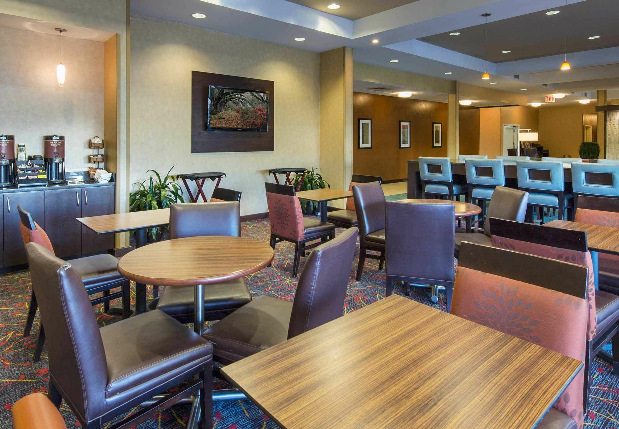 Residence Inn By Marriott Charleston North/Ashley Phosphate North Charleston Exterior photo